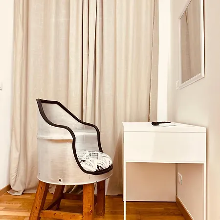 Airoom Πανσιόν