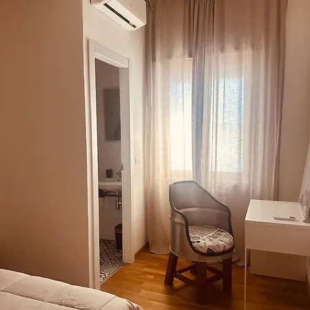 Airoom Πανσιόν